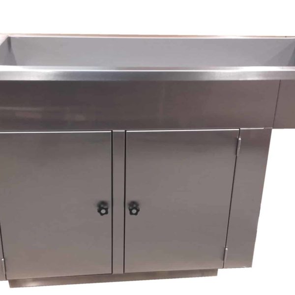 Bar tray preparation table with 2 doors and cladding