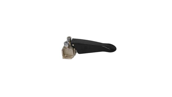 Commande au pied pour lave bras