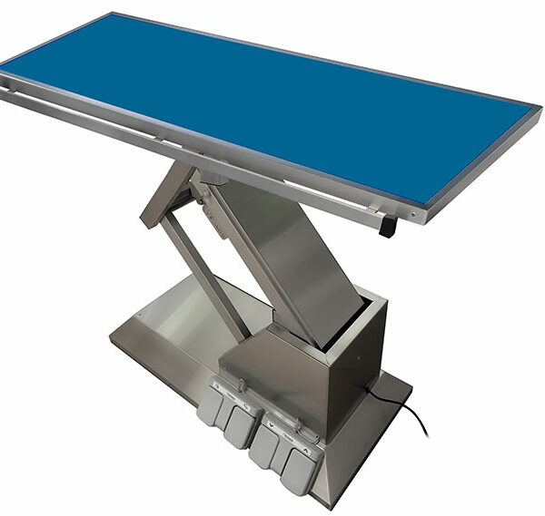 Surgery table with flat radiology table top