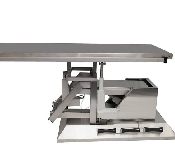 Surgery table with 3-way tilt and flat top