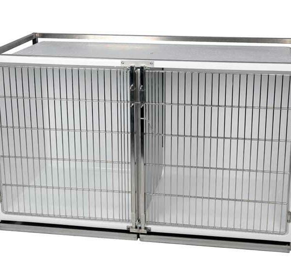 Polyester cage – C format – with stainless steel grid door