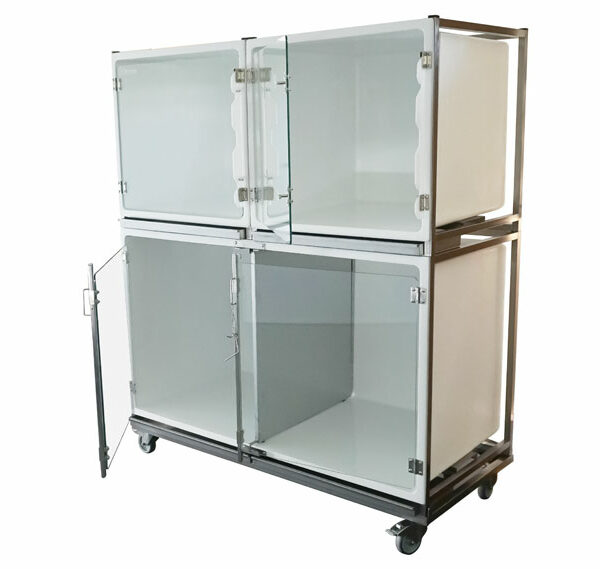 Ensemble 3 cages vétérinaires polyester d’hospitalisation : 1C + 2B porte en verre + séparation + châssis à roulettes