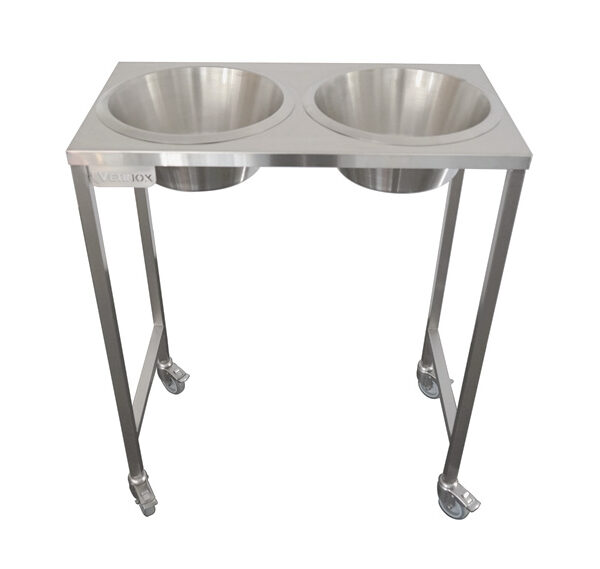 Table inox sur roues avec 2 poubelles