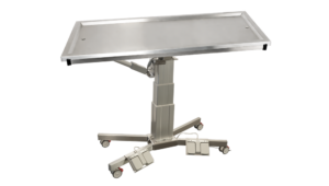 TA600280-Table-chirurgie-piedX_colonne_electrique_roulettes_plateau_2_evacuations